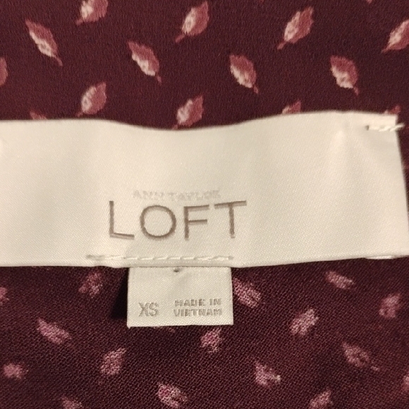 LOFT Maroon Patterned Blouse - Picture 8 of 8